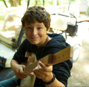 boy&dulcimer
