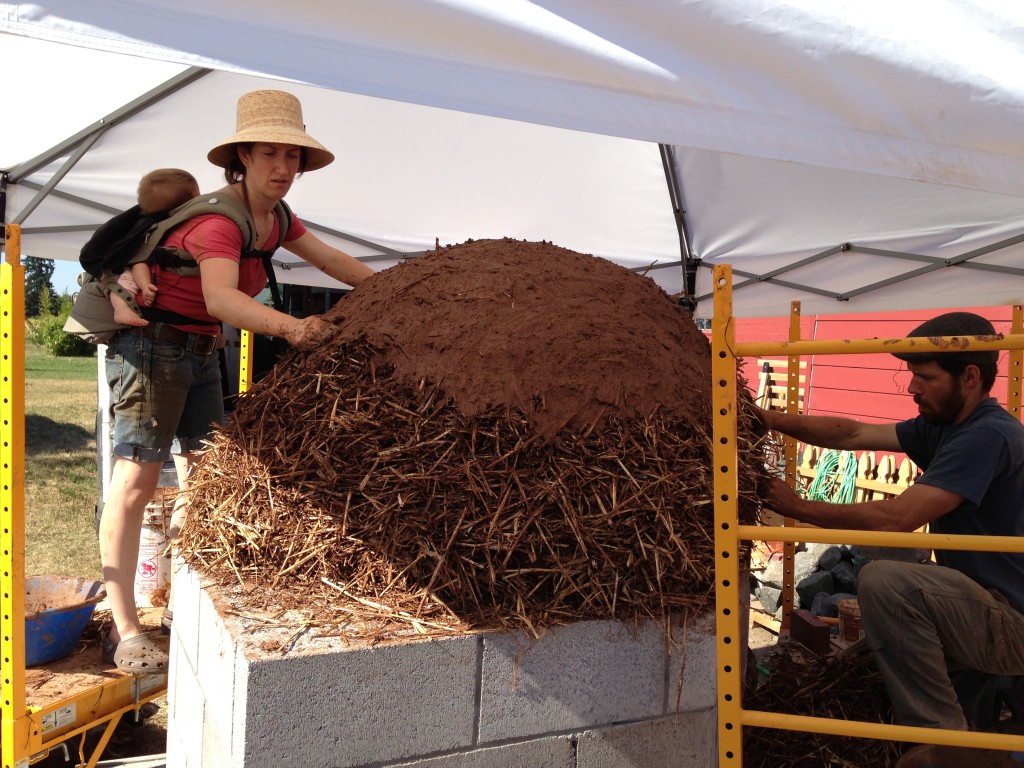 straw-clay-layer-family